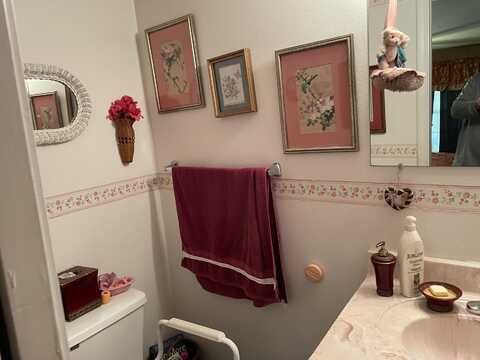 Gonzalez, PENSACOLA, FL 32503
