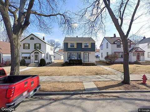45Th, MILWAUKEE, WI 53219