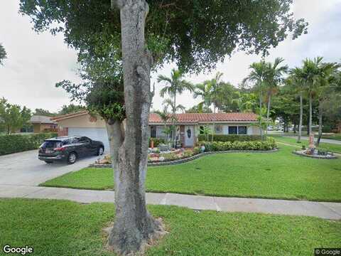 83Rd, PEMBROKE PINES, FL 33024