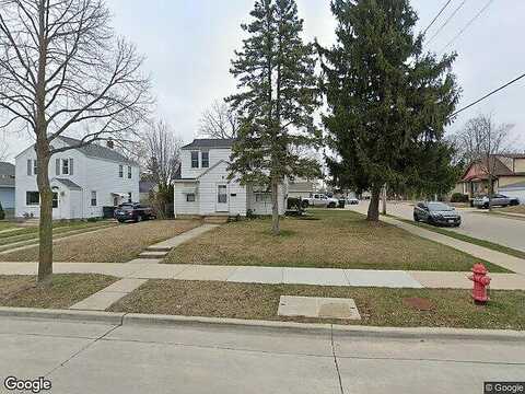 89Th, MILWAUKEE, WI 53227