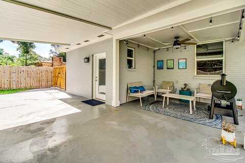 Hayes, PENSACOLA, FL 32503