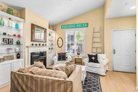 Amelia, NOVATO, CA 94949