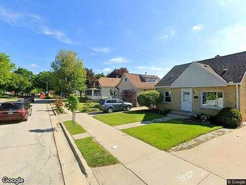 70Th, MILWAUKEE, WI 53213
