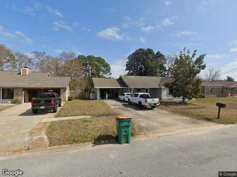 Blvd De La Parisienne, MARY ESTHER, FL 32569