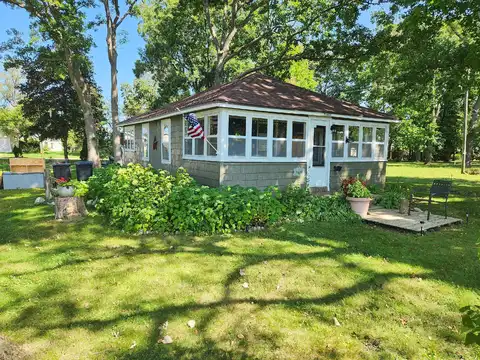 Lakeshore, ELKHORN, WI 53121
