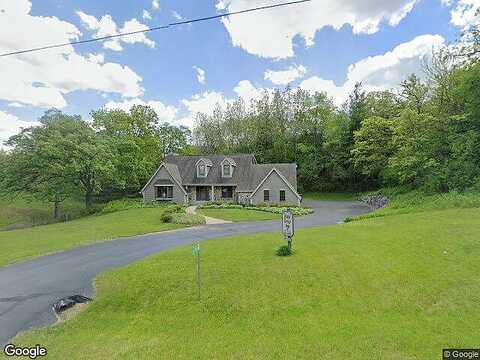 Road Gg, DOUSMAN, WI 53118