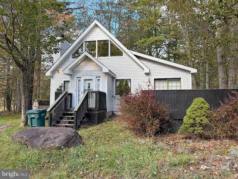 Country Place, TOBYHANNA, PA 18466