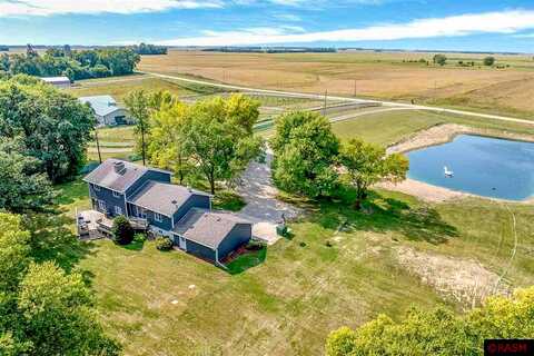 377Th, BLUE EARTH, MN 56013