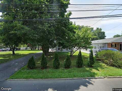 Lawnton, GLENOLDEN, PA 19036