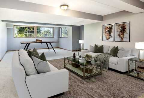 Highland Ridge, MEQUON, WI 53092