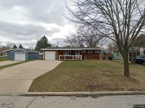 Edgemont, GREENDALE, WI 53129
