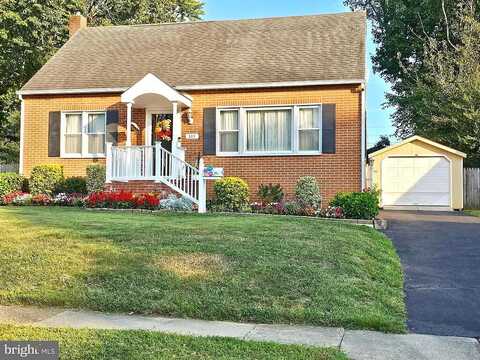 Gray, BROOKHAVEN, PA 19015