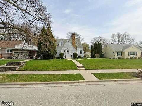 Holden, PORT WASHINGTON, WI 53074