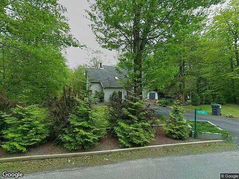 Hounds Ear, TOBYHANNA, PA 18466