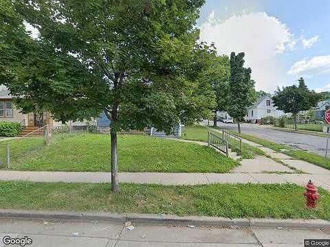 24Th, MILWAUKEE, WI 53206
