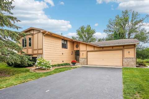 Maxwell, CHASKA, MN 55318