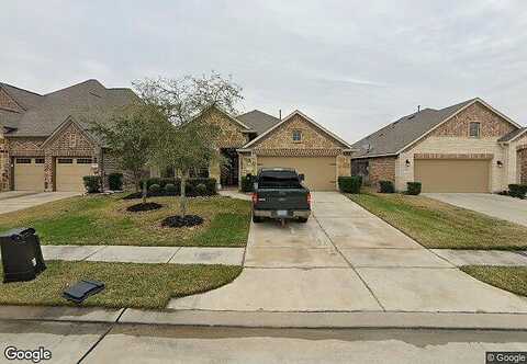 Molly Winters, CYPRESS, TX 77433