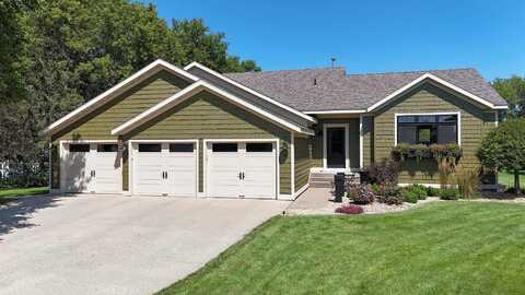 Corrine, SARTELL, MN 56377