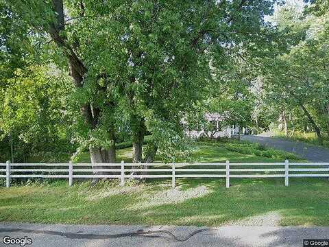 Ravine, MEQUON, WI 53092