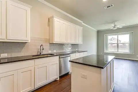 Summerset, BURLESON, TX 76028