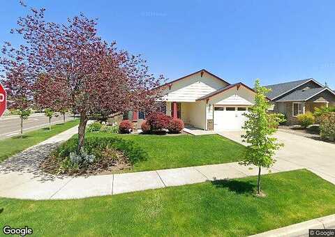 Pearl Eye, MEDFORD, OR 97504
