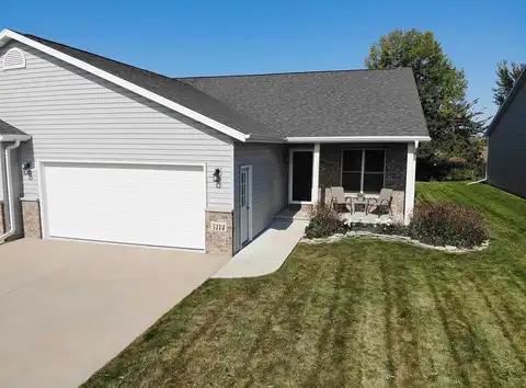 Blue Heron, SHERWOOD, WI 54169