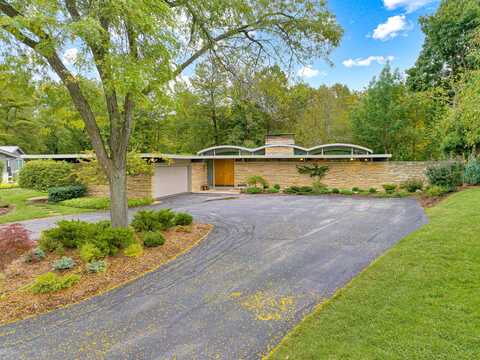 Regent, MILWAUKEE, WI 53217
