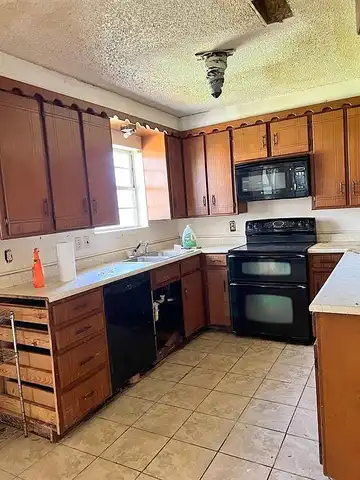 College, COMANCHE, TX 76442