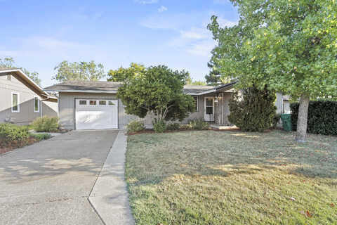 Elm, EAGLE POINT, OR 97524