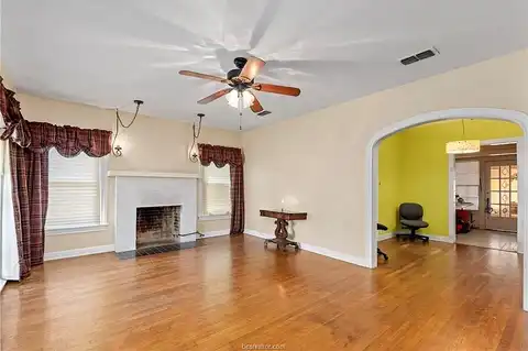 Texas, CALVERT, TX 77837