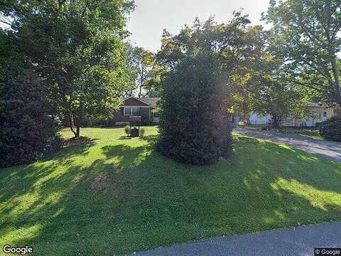 Lee, SPRING CITY, PA 19475