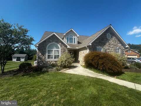 Alison, MECHANICSBURG, PA 17055