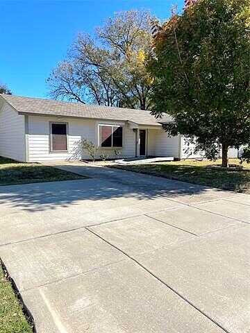 Lorna, BURLESON, TX 76028