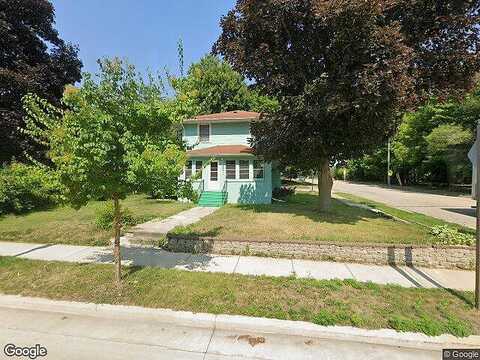 Main, CLINTONVILLE, WI 54929