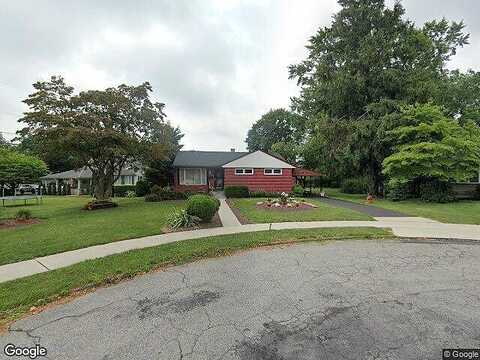 Iris, BETHLEHEM, PA 18018