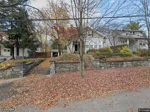 Walnut, CAMP HILL, PA 17011
