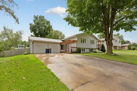 Mitchell, FARIBAULT, MN 55021