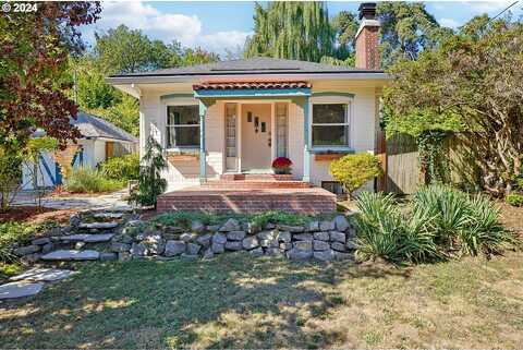 Taylors Ferry, PORTLAND, OR 97219