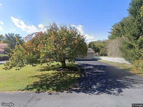 Mauger, ELVERSON, PA 19520