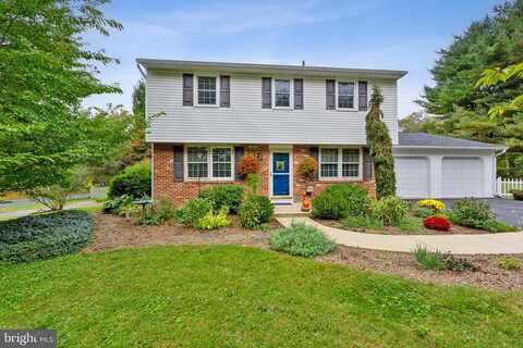 Mauger, ELVERSON, PA 19520