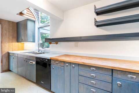 Hamilton, STATE COLLEGE, PA 16801