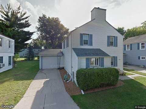 Berry, GREENDALE, WI 53129
