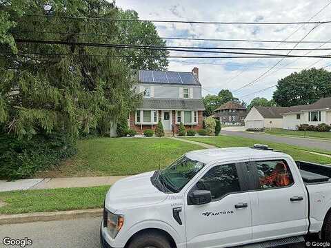 Ridgeway, GLENOLDEN, PA 19036