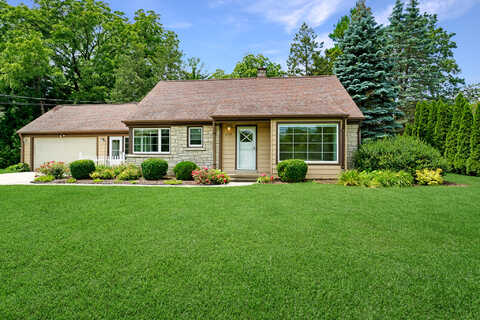 Lilly, BROOKFIELD, WI 53005