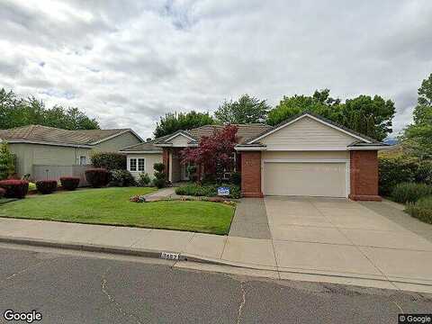 Parkway, MEDFORD, OR 97504