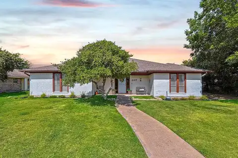 Naples, DUNCANVILLE, TX 75116