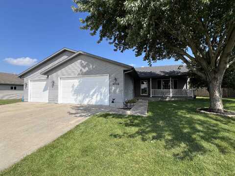 Autumn, JANESVILLE, WI 53546