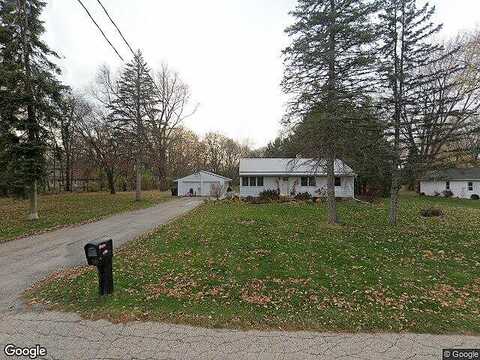White Oaks, BELOIT, WI 53511