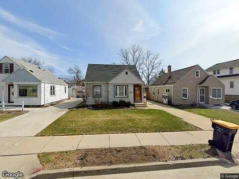 92Nd, MILWAUKEE, WI 53227