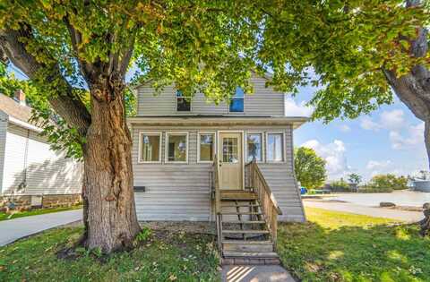 Broad, OSHKOSH, WI 54901